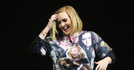 Adele i Jennifer Lawrence szaleją w gejowskim klubie. Jest nagranie