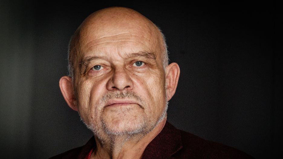 Adam Ferency: Wykitujesz, parę osób posmutnieje, większość tego nie zauważy. I to wszystko. Więc po co te męki i po co nasza peregrynacja?