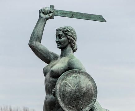 Krystyna Krahelska - dziewczyna z Polesia została symbolem Warszawy