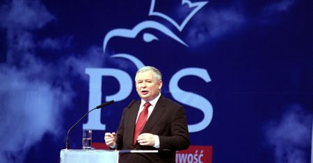Ponad 200 działaczy chce wystąpić z PiS