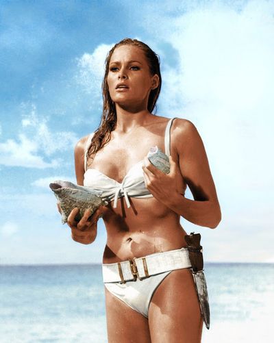 Ursula Andress jako Honey Rider