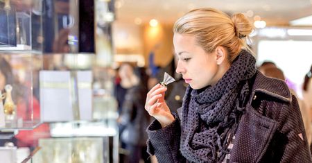 Czas na nowe perfumy — jakie wybrać, na co zwrócić uwagę?