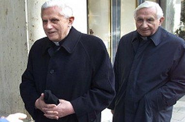 Ks. Ratzinger: mój brat papież się nie oszczędza