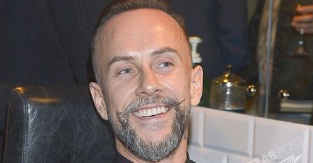 Nergal na swoim barber shopie zarabia ogromne pieniądze