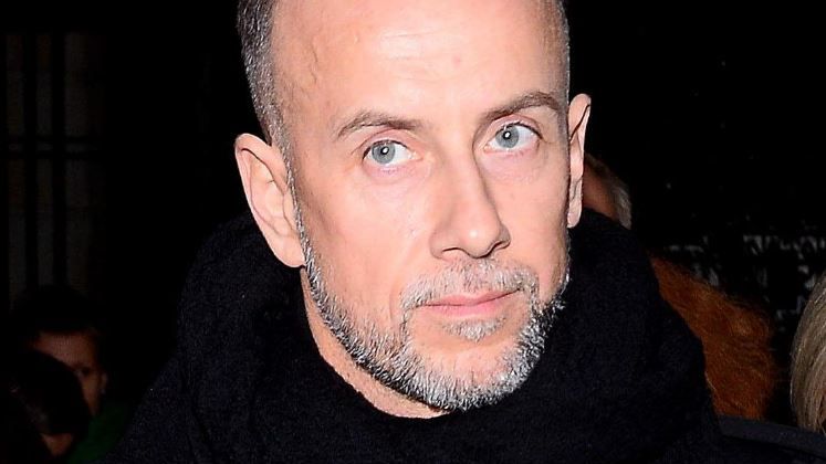 Nergal pisze o stalkerce. 