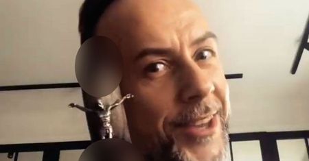 Nergal przed sądem. Ruszył proces o znieważenie polskiego godła