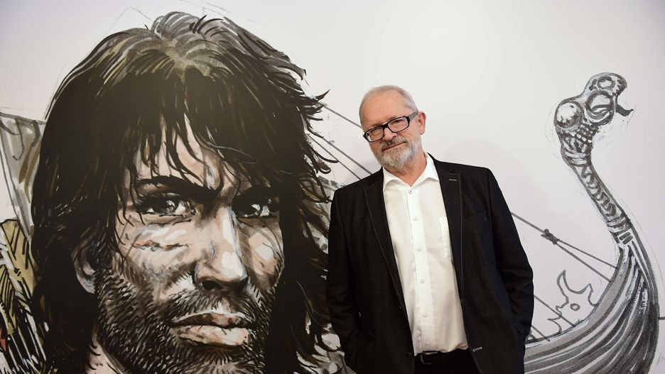 Grzegorz Rosiński z Thorgalem w tle