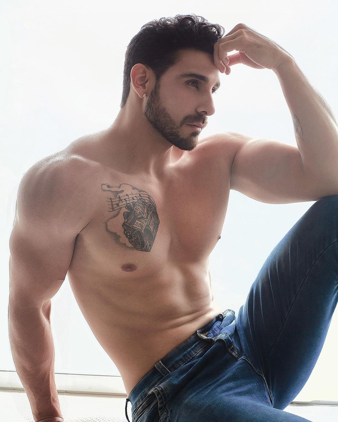 Varo Vargas – Mister Supranational 2021