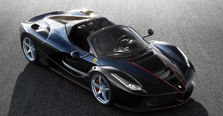 Ferrari odmówiło słynnemu kierowcy sprzedaży samochodu. Teraz sprawą zajmie się sąd