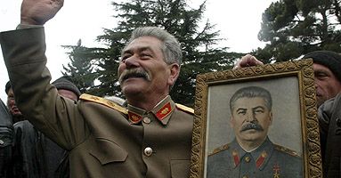 Pomnik Stalinowi na urodziny