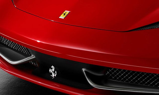 Ferrari potwierdziło, że pracuje nad „tanim” modelem