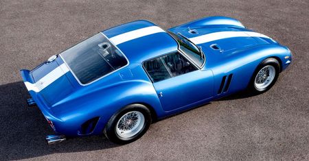 Ferrari warte miliony