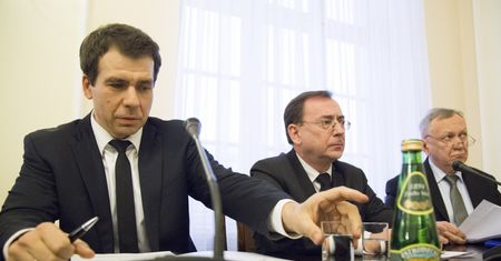 Kulisy zmiany szefa CBA. "Ernest Bejda się stawiał"
