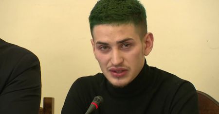 Ojciec Dariusza nie wiedział o molestowaniu syna przez księdza. "Biskup zakazał"