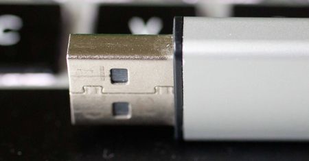 Znalazł pendrive'a. Na nim dowody pedofilii