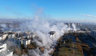 Kłęby pary wodnej nad ulicami Warszawy. Potężna awaria ciepłownicza w całej stolicy