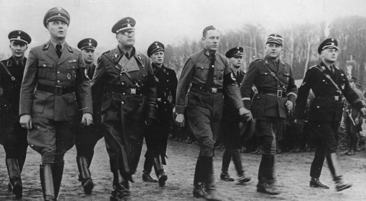 Wilhelm Koppe pierwszy z prawej 