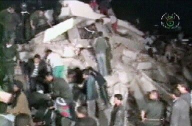 Algieria: blisko 1000 zabitych w trzęsieniu ziemi