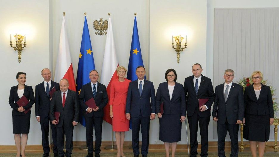 Andrzej Duda i powołani przez niego ministrowie, sierpień 2015 r.