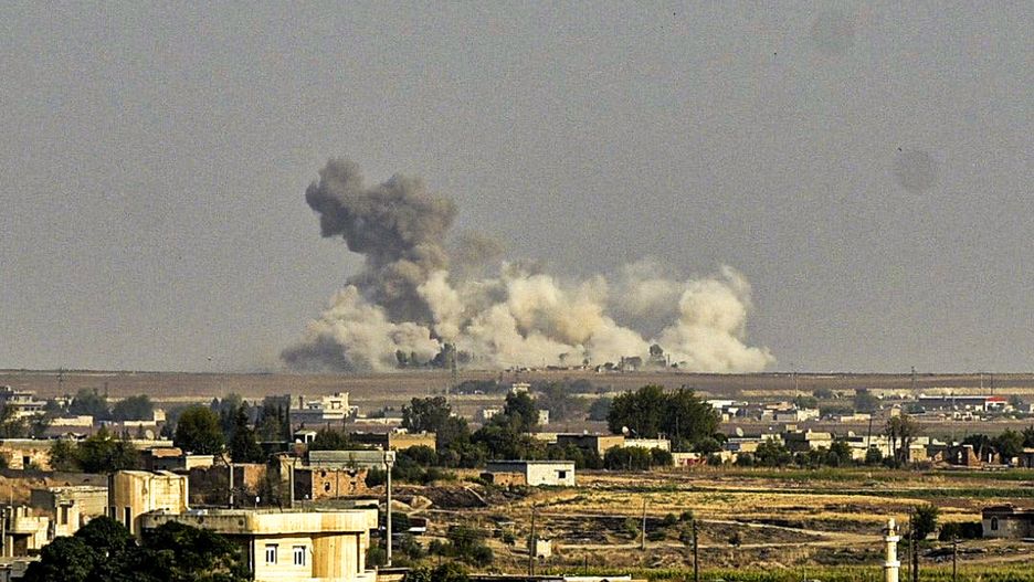 Turcja zaatakowała terytorium Syrii kontrolowane przez Kurdów. Na miasto Ras al-Ajn spadły bomby 