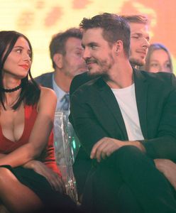 Mikołaj Roznerski i Adriana Kalska zamieszkali razem. Do ślubu ostatnia prosta