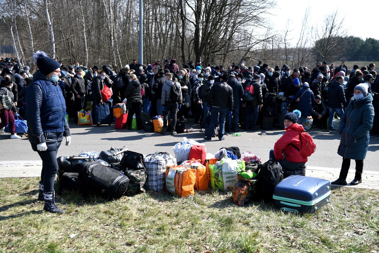 Koronawirus na świecie. Ogromne problemy na granicy. Ukraińcy masowo wyjeżdżają z Polski