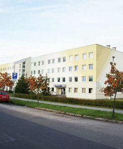 Policjant uciekł przez okno komisariatu przed kontrolą. Miał 2,4 promila