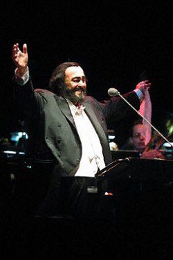 Pożegnalne tournee Pavarottiego