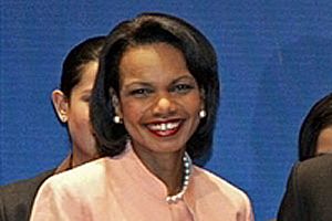 Poważna Condoleezza Rice gra Brahmsa