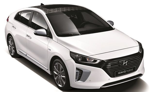 Hyundai Ioniq tańszy od konkurencji. I to dużo.