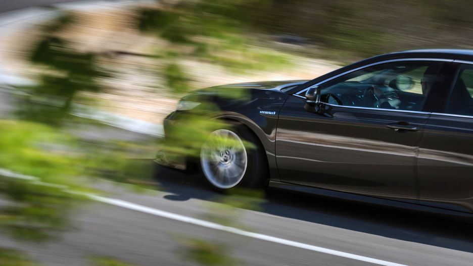 Badania jasno dowodzą, że z miesiąca na miesiąc padają nowe rekordy, jeżeli chodzi o sprzedaż modeli elektrycznych i hybrydowych