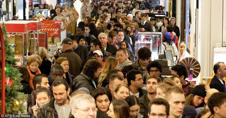 Rekord na kilka godzin przed północą. Polacy pokochali Black Friday