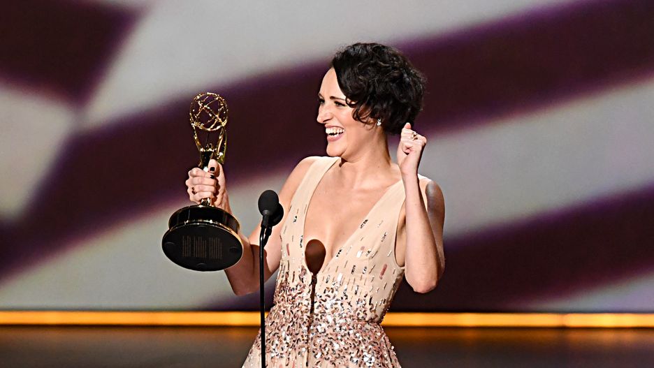 Phoebe Waller-Bridge z nagrodą Emmy dla najlepszej aktorki komediowej. Jej serial "Fleabag" był nagradzany cztery razy