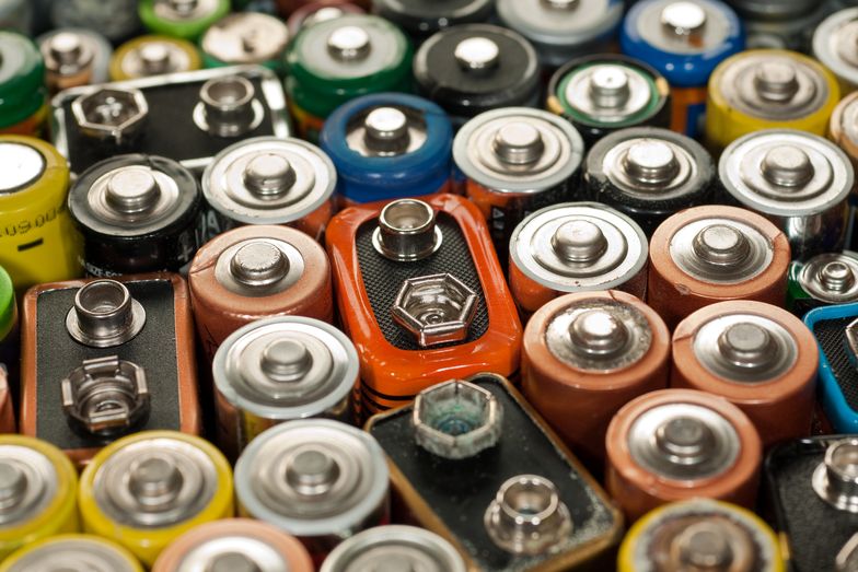 Polacy mogą stać się specjalistami w recyklingu baterii