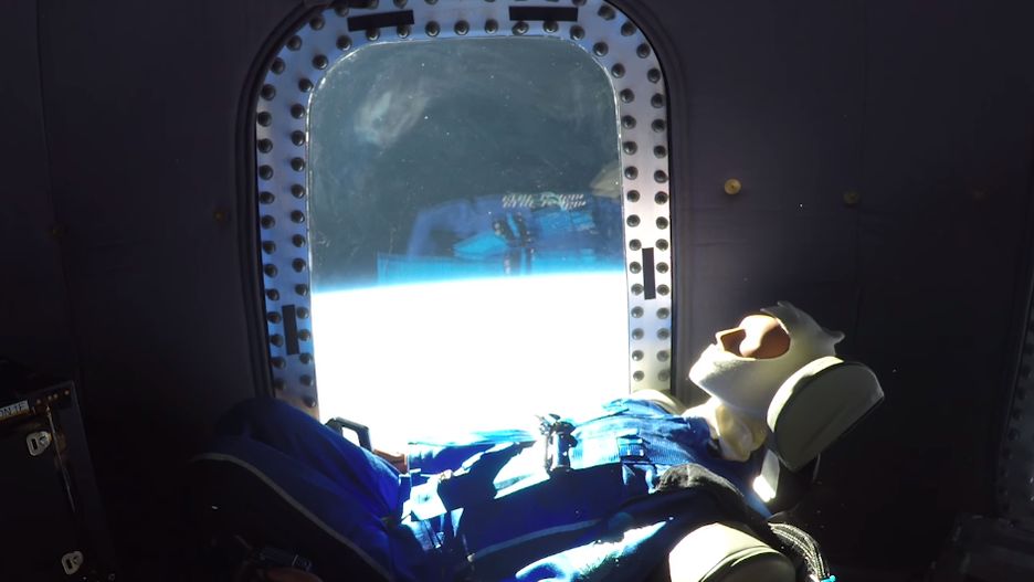 Widok z okna kapsuły turystycznej Blue Origin