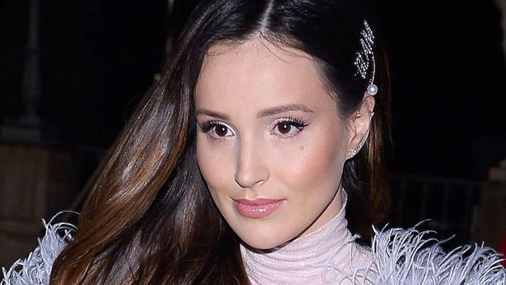 Marina eksperymentuje z modą.