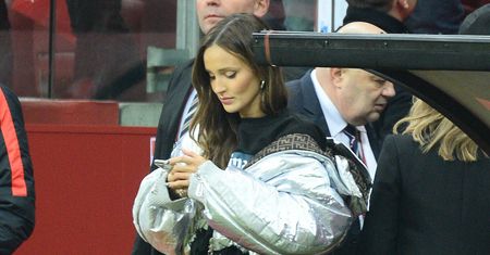 Marina Łuczenko-Szczęsna w szaliku Diora. Wszyscy i tak patrzyli na jej buty