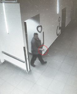 Poszukiwania zegarka z autografem Kubicy. Właściciel zostawił go w galerii