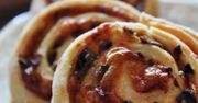 Ślimaczki pizzowe. Smakowita i szybka przekąska