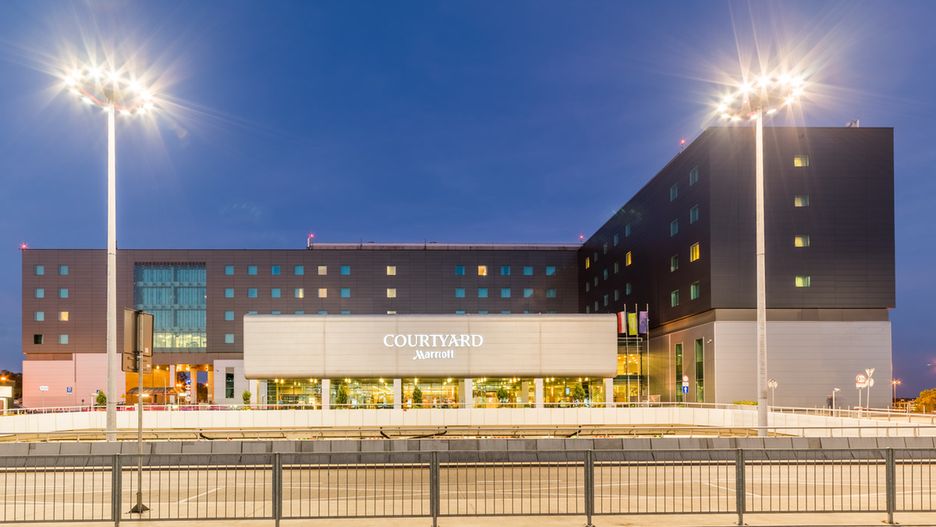 Warszawa. Hotel znajduje się niecałe 5 km od szpitala na Wołoskiej.