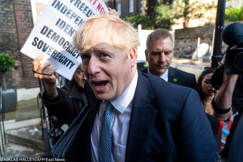 Boris Johnson zapowiedział, że "doprowadzi do brexitu w wyznaczonym terminie"
