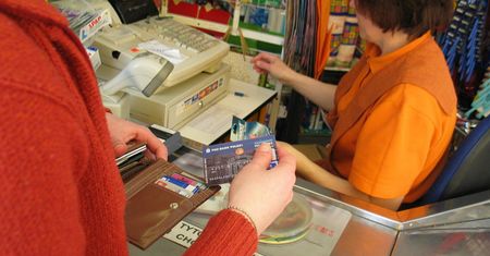 Ukraińcy w Polsce. Za mniejszą pensję godzą się na więcej niż Polacy