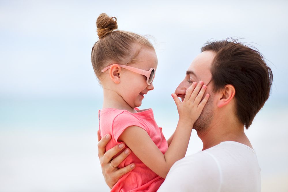 Jak ojcowie zwracają się do swoich synów, a jak do córek?