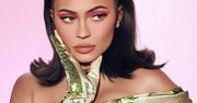 Poruszenie w sieci. Kylie Jenner przebrała Stormi za samą siebie. "Nie wierzę, że można to zrobić dziecku"