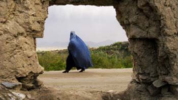 Afganka zakryta burką