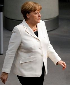 Próbował podbiec do Angeli Merkel. Krzyczał "Allahu akbar!"