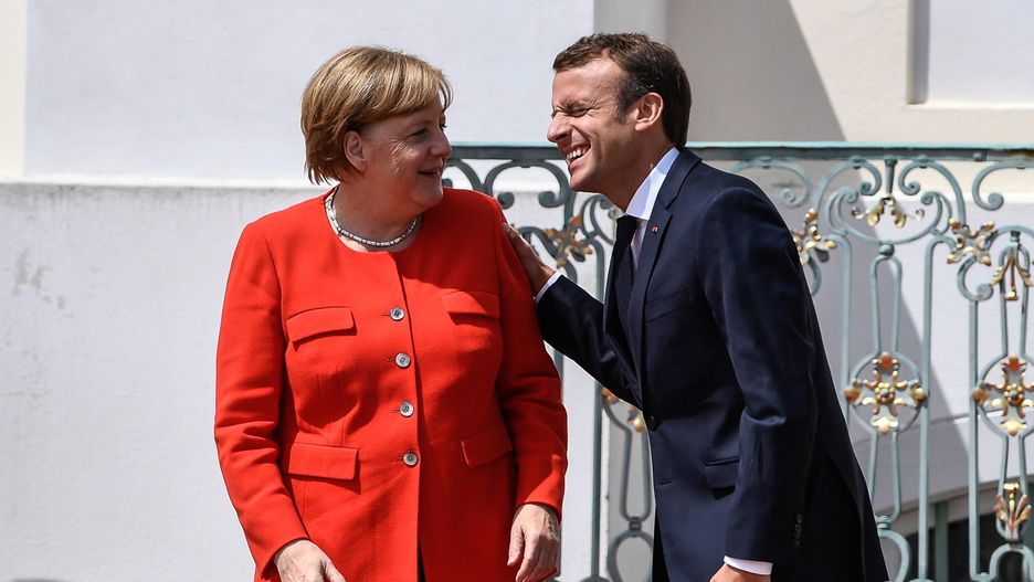Informację o oddzielnym budżecie strefy euro prezydent Francji przekazał po rozmowie z Angelą Merkel w zamku Meseberg w Brandenburgii