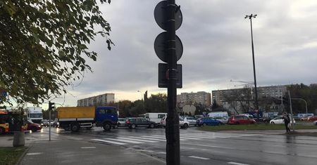 Nad Warszawą pasmo wypadków. Zobacz, gdzie są korki