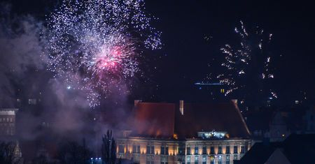 Kolejne miasta rezygnują z pokazu fajerwerków w Sylwestra