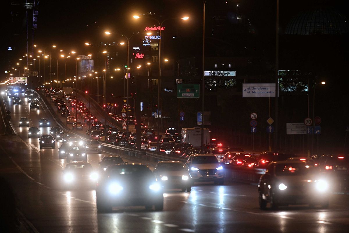 Warszawa. Awaria ciepłownicza na Sadybie. Ogromne korki